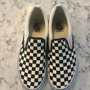 Men’s Size 9 checkered Vans